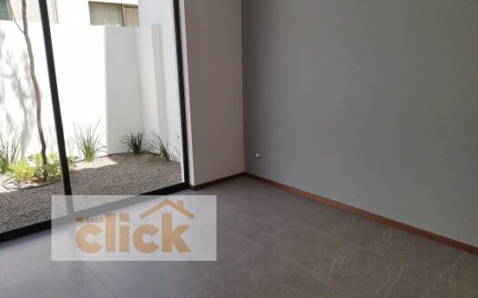 SE VENDE CASA EN ALTOZANO ( 7° RETORNO DE LOS ALPES NORTE)