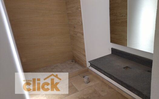 SE VENDE CASA EN ALTOZANO ( 7° RETORNO DE LOS ALPES NORTE)