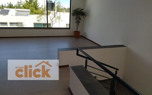 SE VENDE CASA EN ALTOZANO ( 7° RETORNO DE LOS ALPES NORTE)