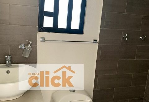 Se vende  casa en fraccionamiento privado Puerta Victoria ( coto)