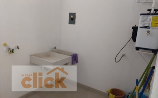 Se vende casa en Fraccionamiento Privado » Viveros»