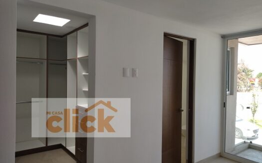 Se vende casa en Fraccionamiento Privado » Viveros»