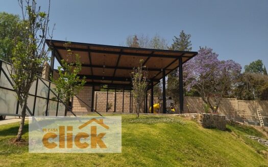 Se vende casa en Fraccionamiento Privado » Viveros»